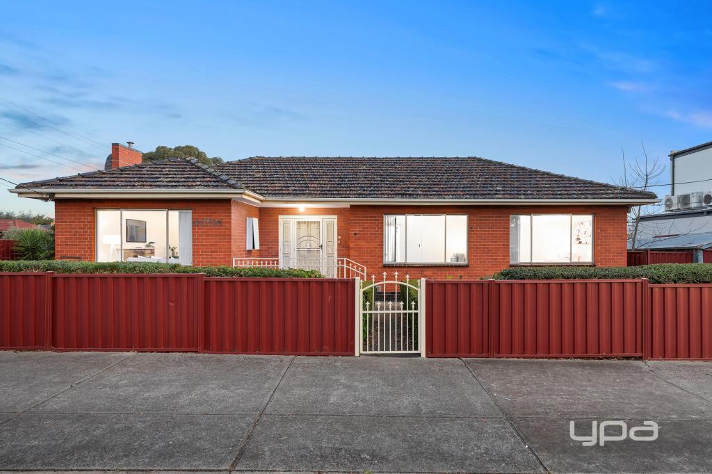 17 TOWE ST, AVONDALE HEIGHTS, VIC 3034