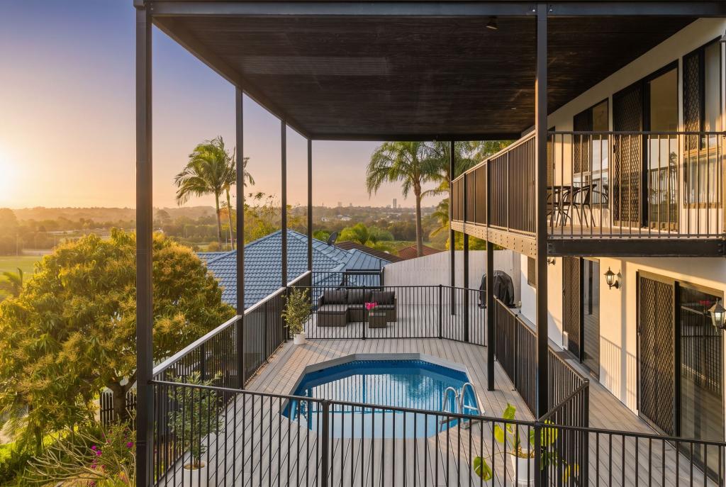 68 Paddington Dr, Carrara, QLD 4211