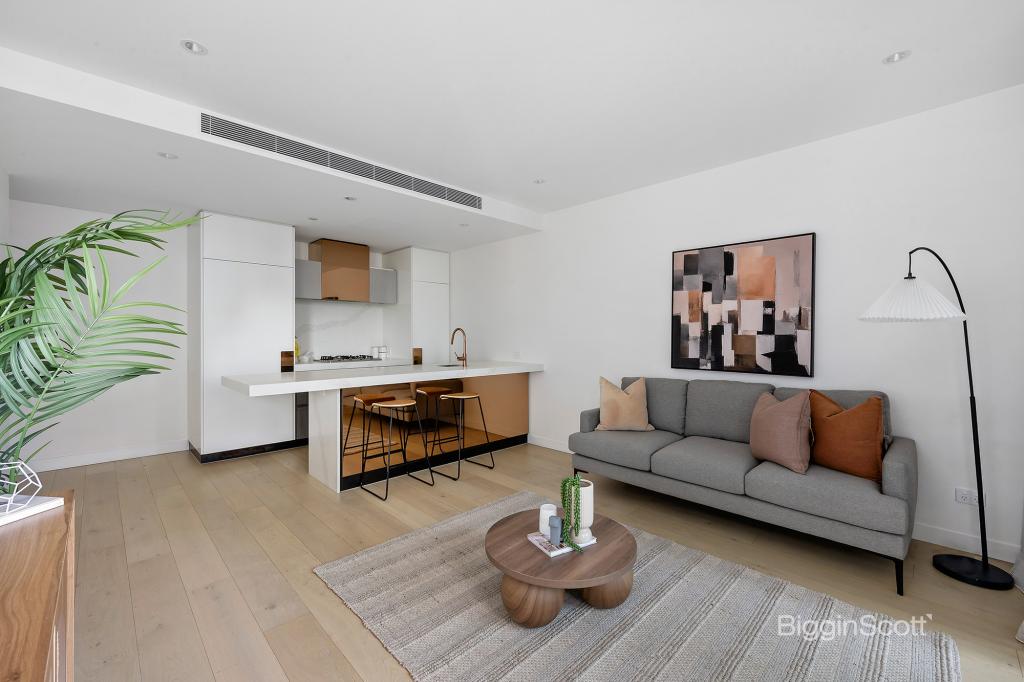 1001/8 Bowen Cres, Melbourne, VIC 3000