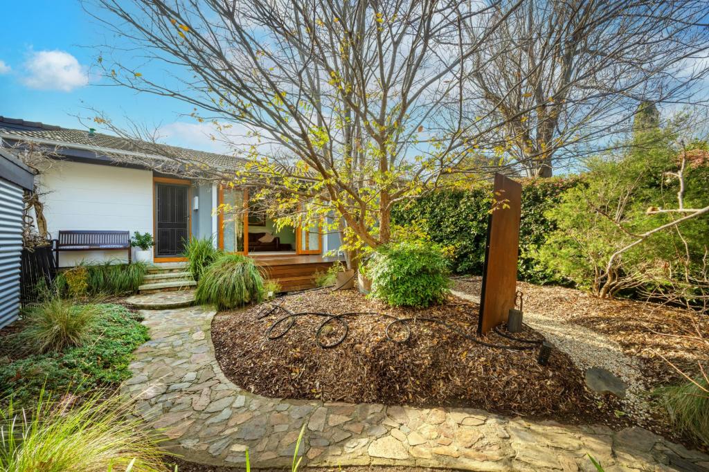 5 Rumker Pl, Charnwood, ACT 2615