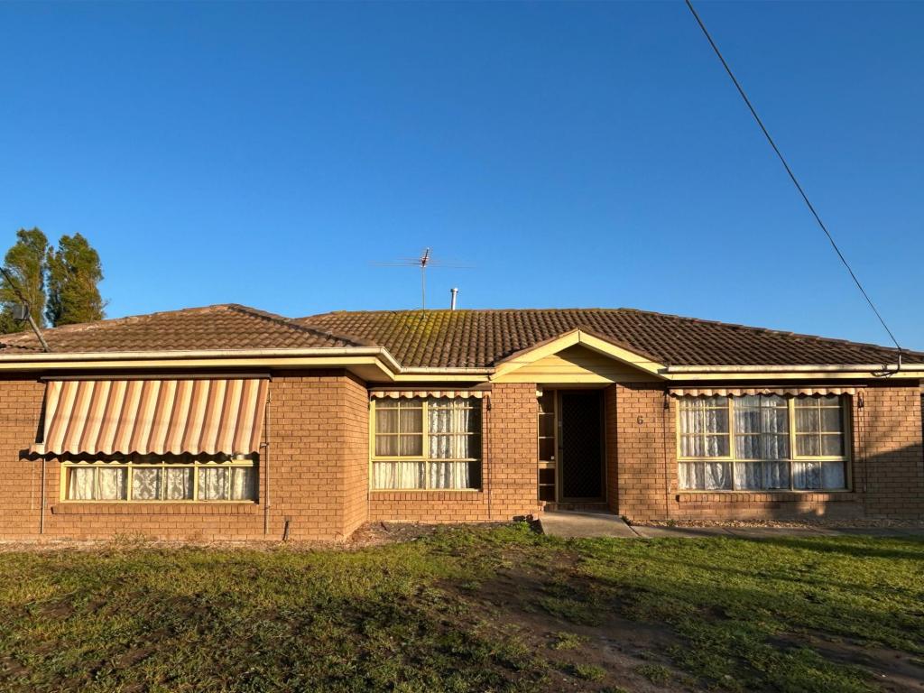 6 Miner Ct, Werribee, VIC 3030