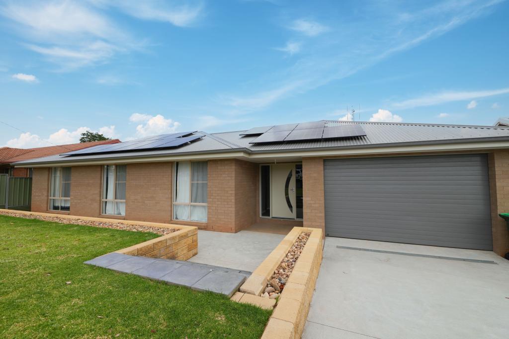 29 Blaxland St, Parkes, NSW 2870