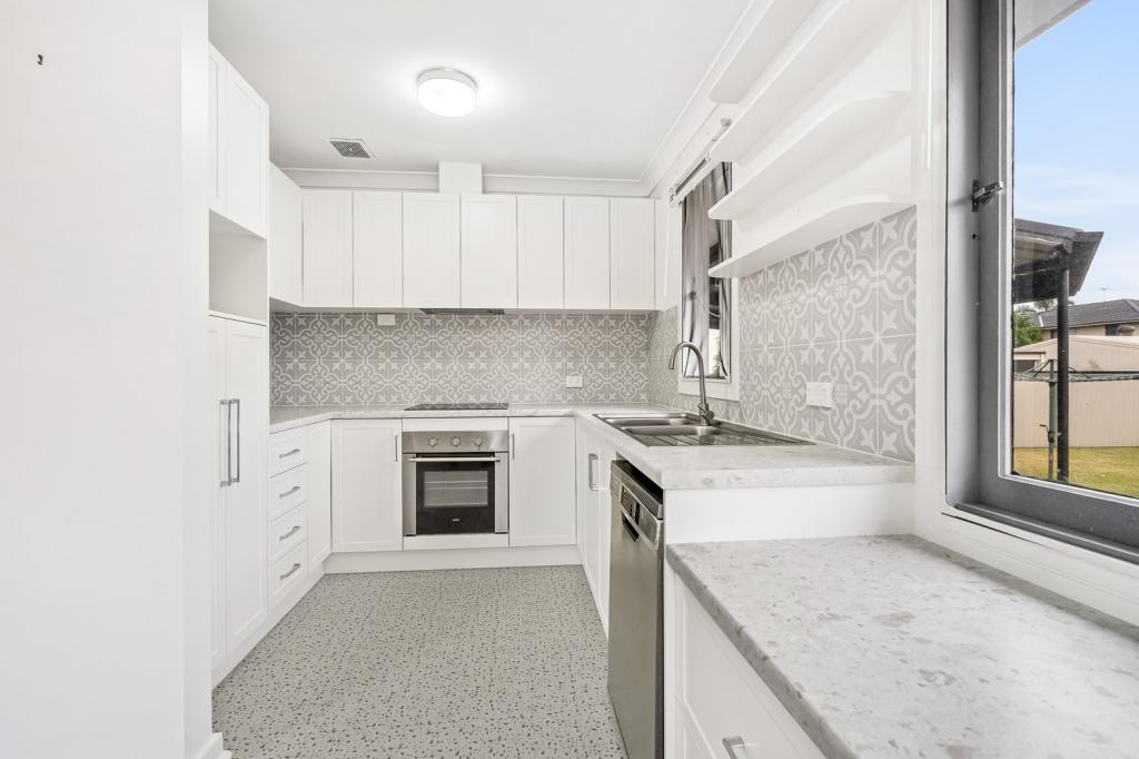 27 Markham St, Holsworthy, NSW 2173
