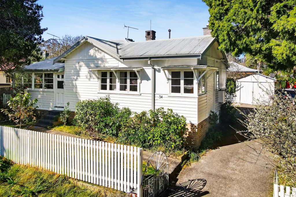 34 Freelander Ave, Katoomba, NSW 2780