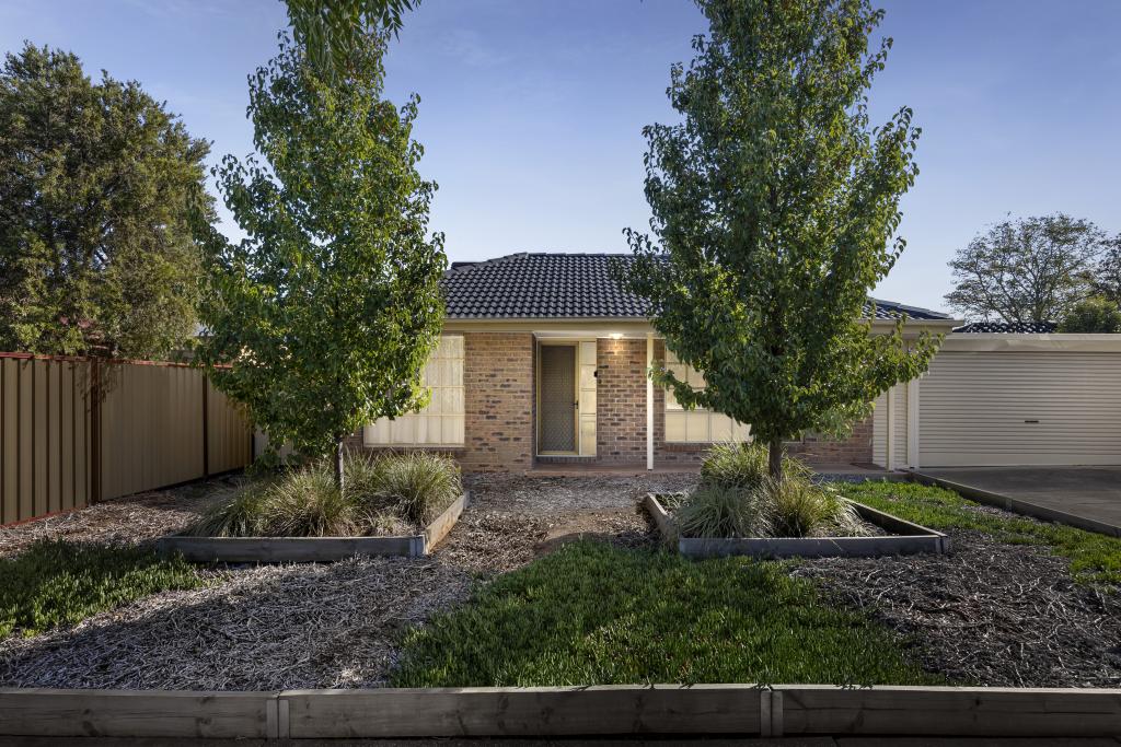 13 Smoult Dr, Kurunjang, VIC 3337