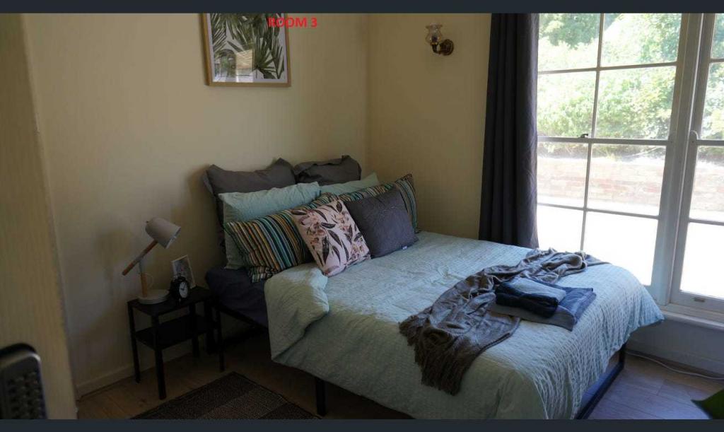 200 Elgar Rd, Box Hill South, VIC 3128