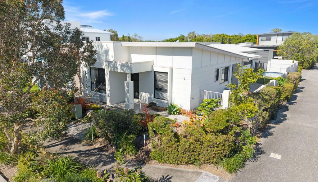 46 Macintyre Cres, Pelican Waters, QLD 4551