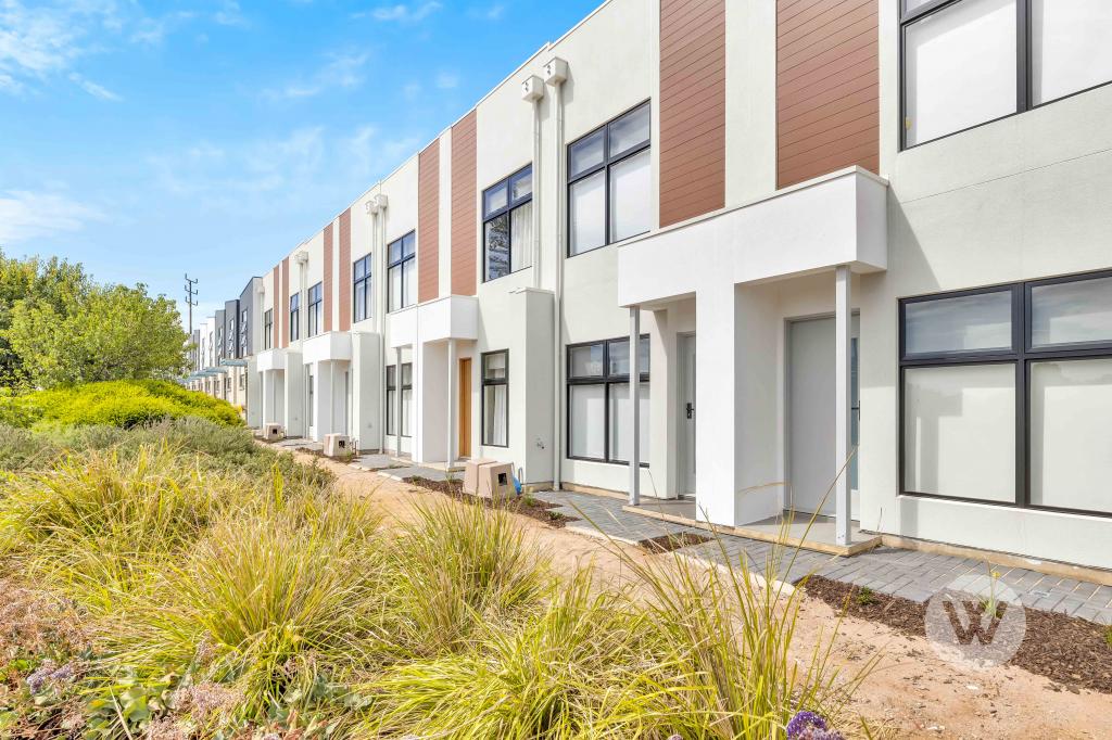 3 Grandstand Cct, St Clair, SA 5011