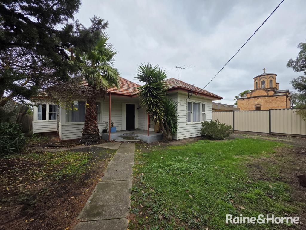 11 Elizabeth St, St Albans, VIC 3021