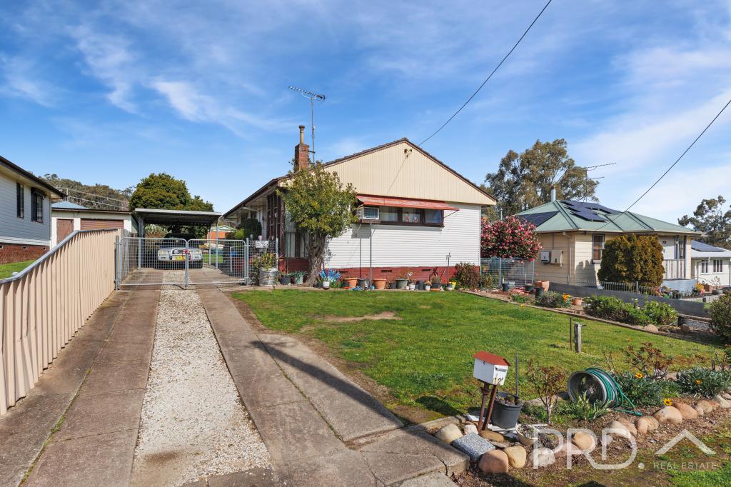 12 Tumut St, Tumut, NSW 2720