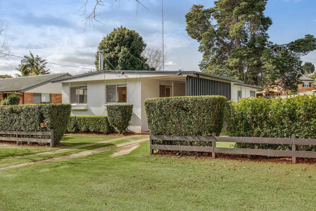 226 Mackenzie St, Rangeville, QLD 4350