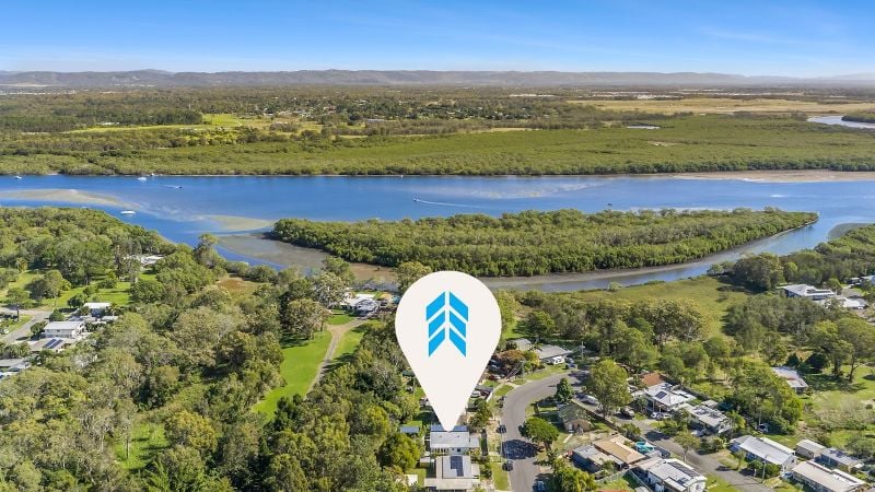 32 Dwyer St, Beachmere, QLD 4510