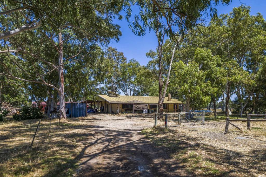 1201 Railway Pde, Bullsbrook, WA 6084