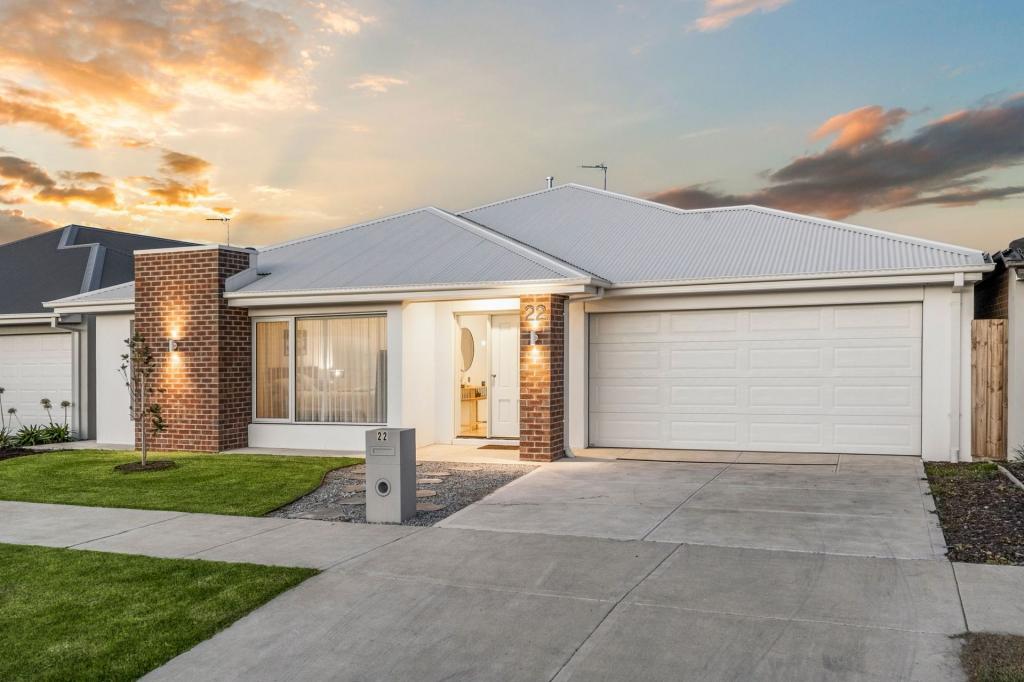 22 Sampford St, Armstrong Creek, VIC 3217