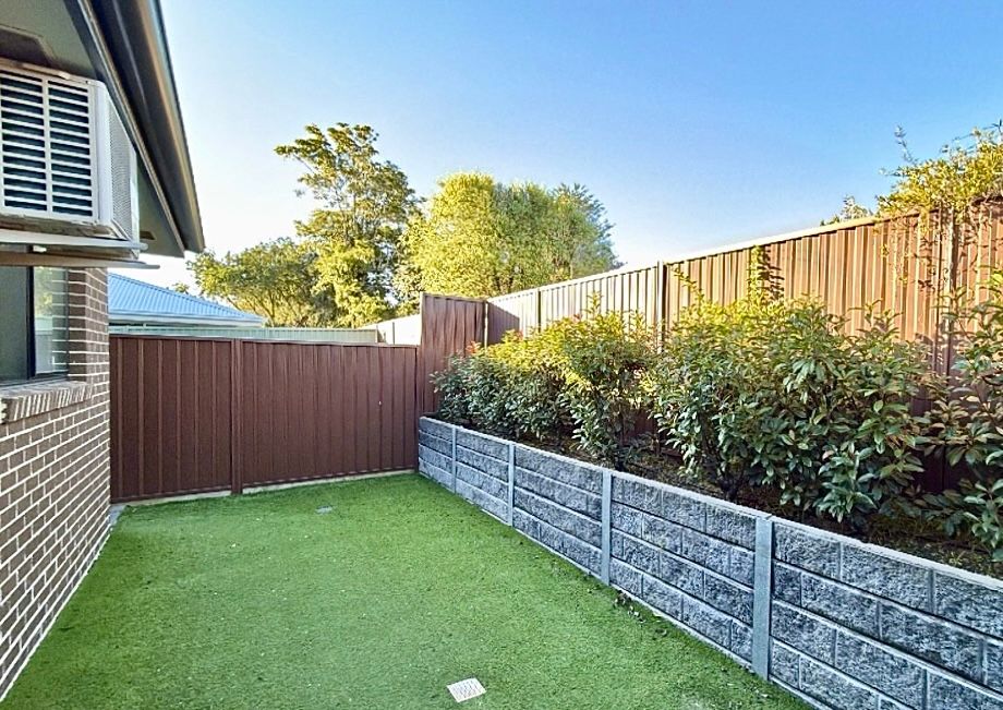 36B FARNELL AVE, CARLINGFORD, NSW 2118