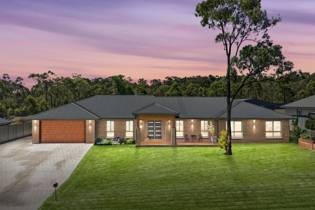 60 Abbey Cct, Weston, NSW 2326