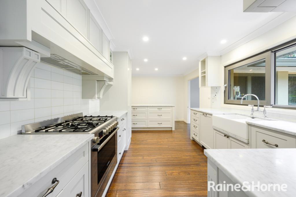 12 Woodward Pl, St Ives, NSW 2075