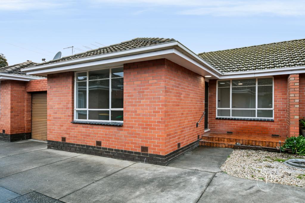 2/53-55 Elizabeth St, Newport, VIC 3015