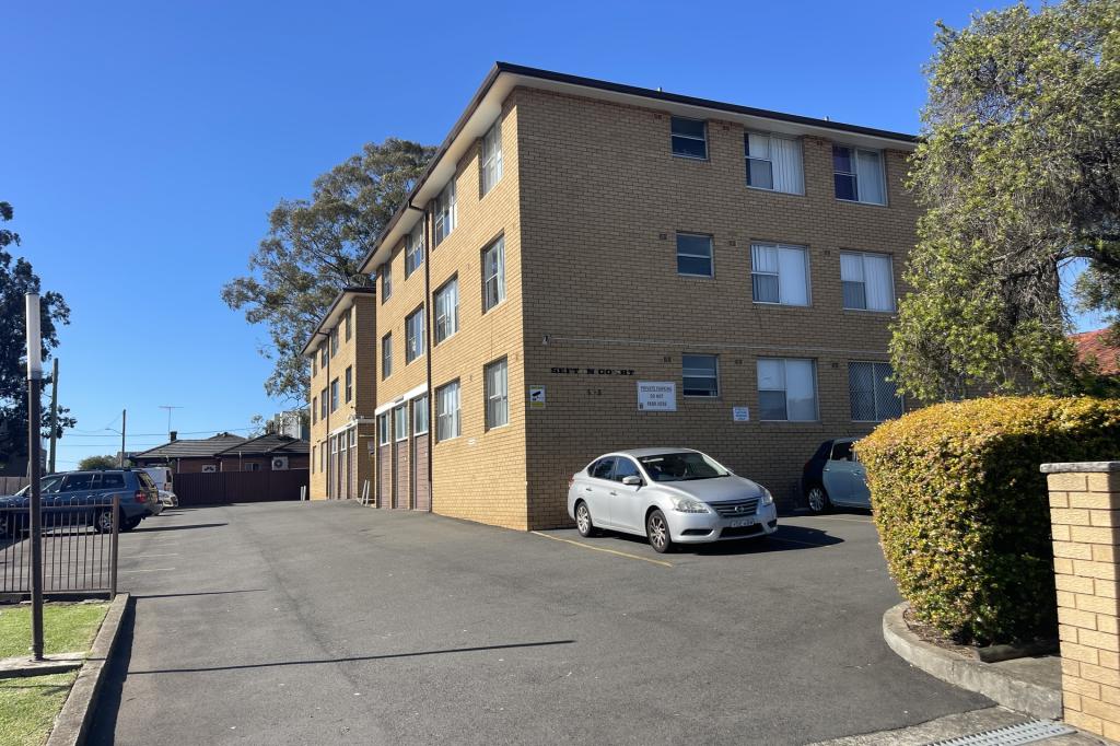2/6-8 Station St, Guildford, NSW 2161