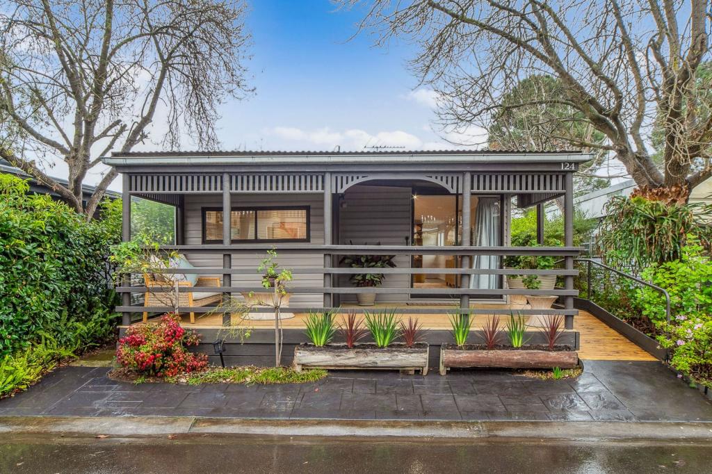 124/98 BUNGOWER RD, MORNINGTON, VIC 3931