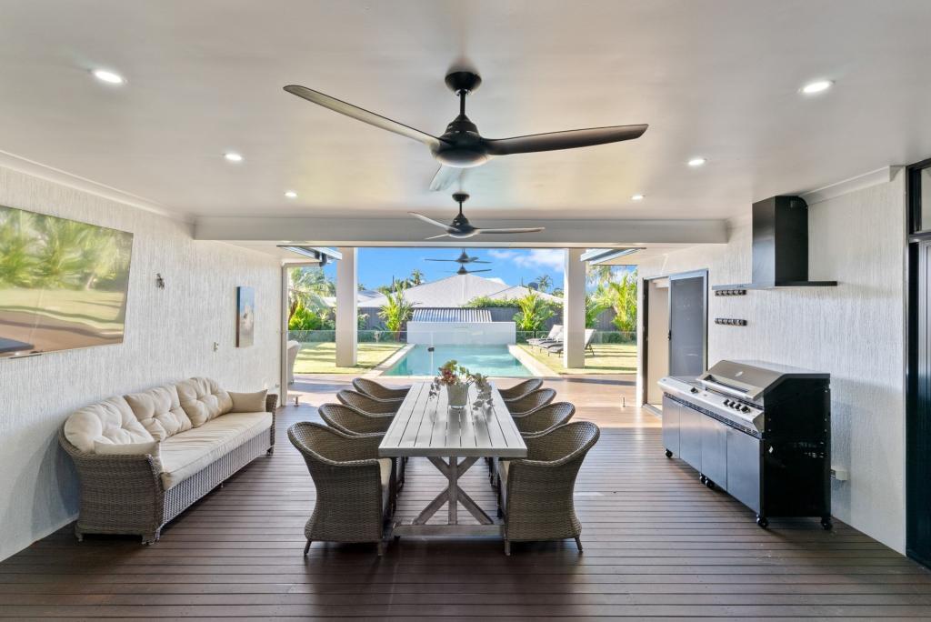 66 Veivers Rd, Palm Cove, QLD 4879