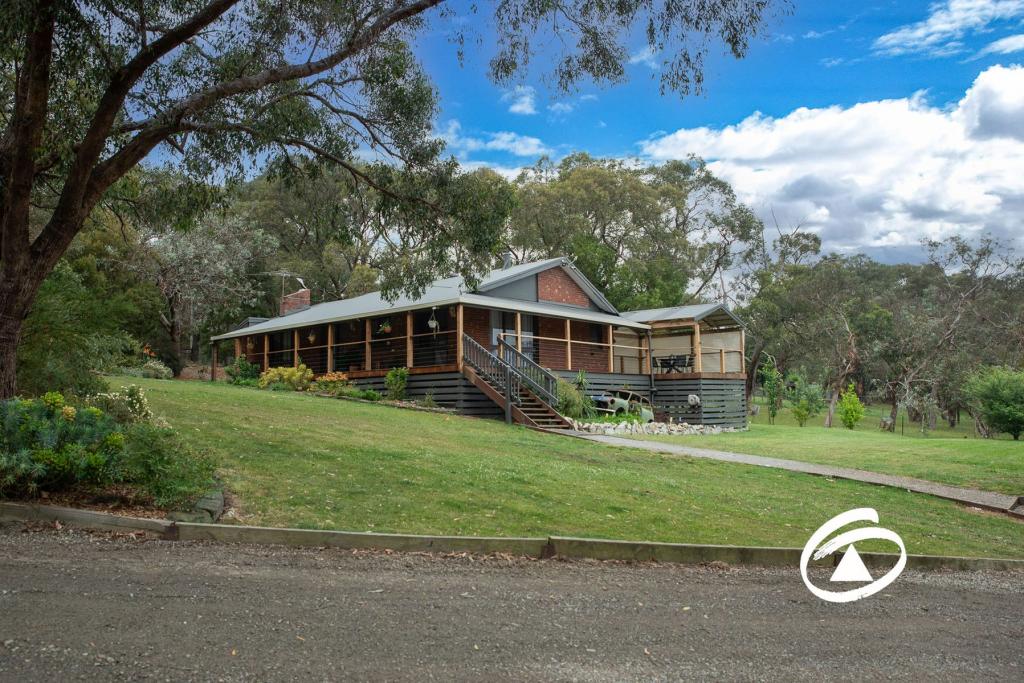 59 Koolbirra Rd, Maryknoll, VIC 3812