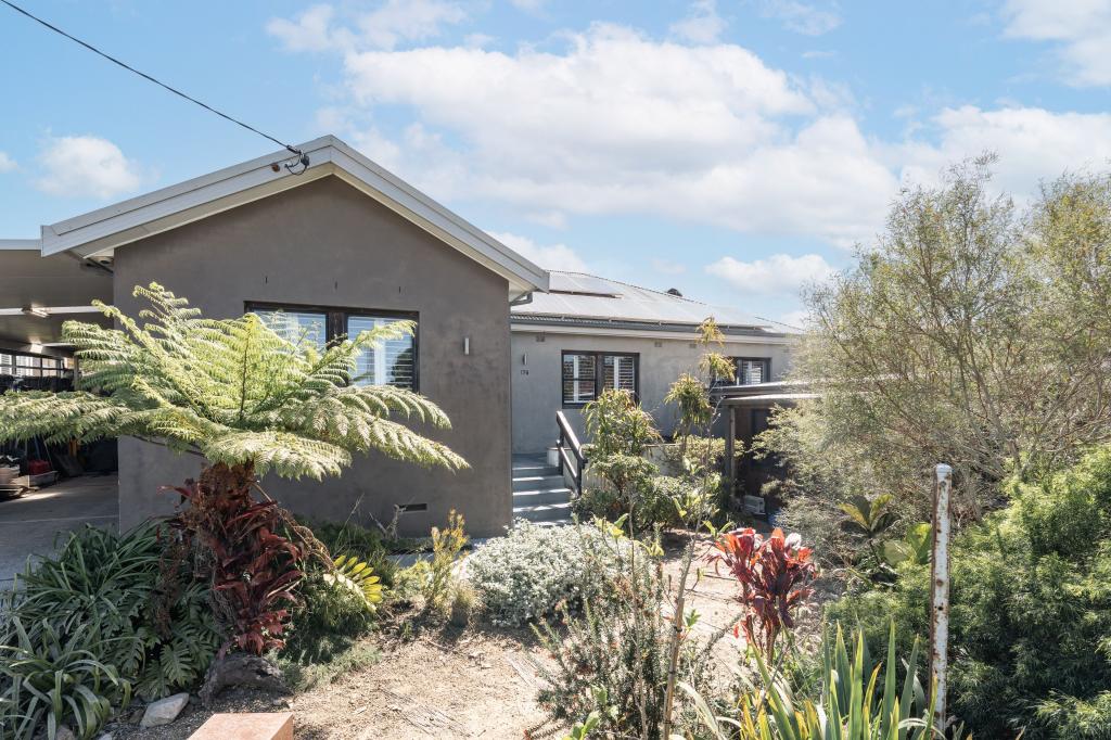 176 Parkes St, Helensburgh, NSW 2508