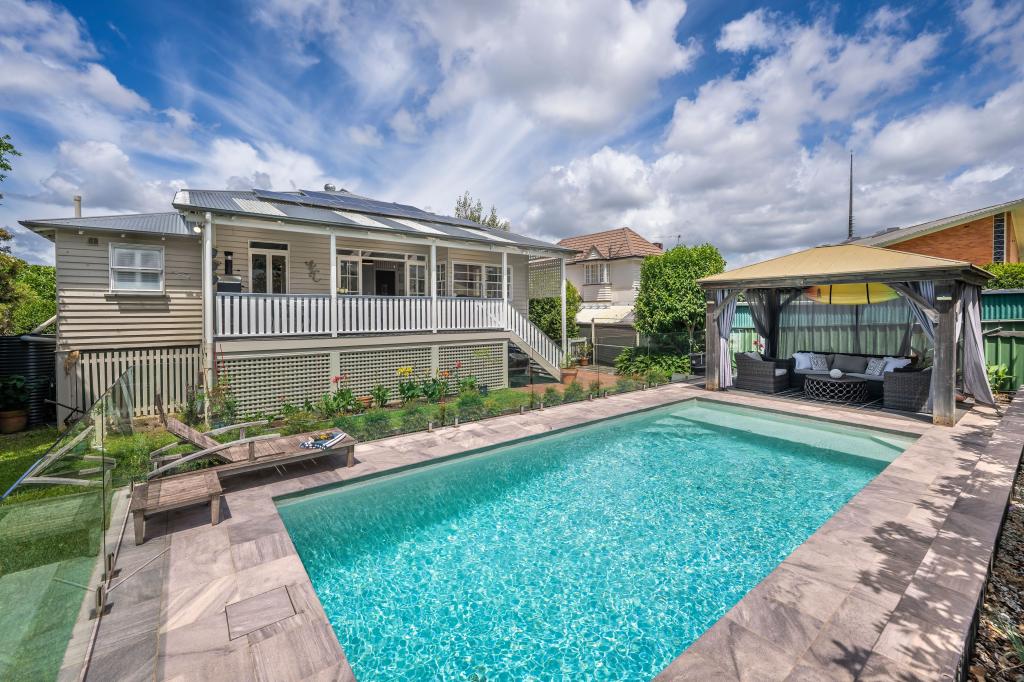 58 Manson Rd, Hendra, QLD 4011