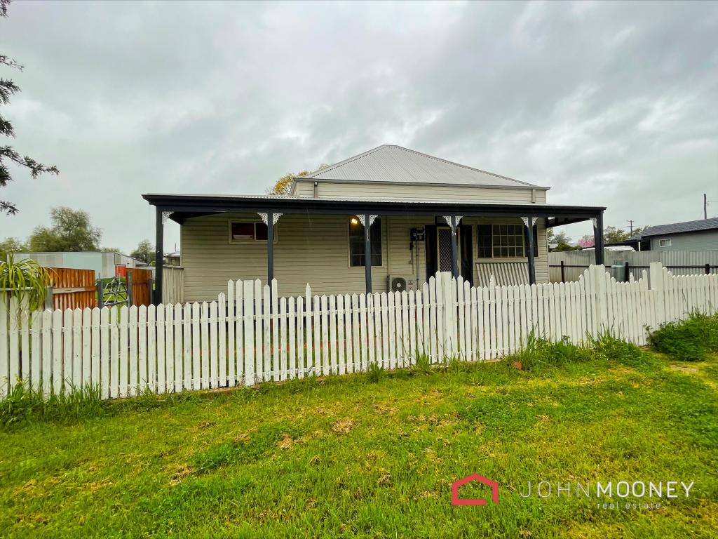 111 MIRROOL ST, COOLAMON, NSW 2701