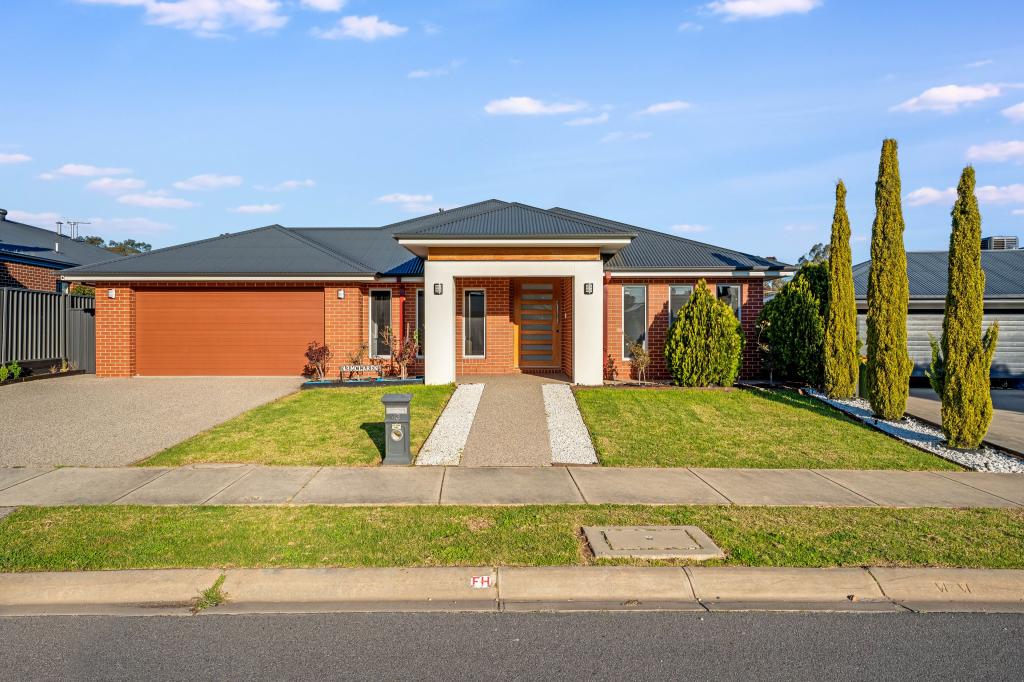 43 Mclaren Bvd, Thurgoona, NSW 2640
