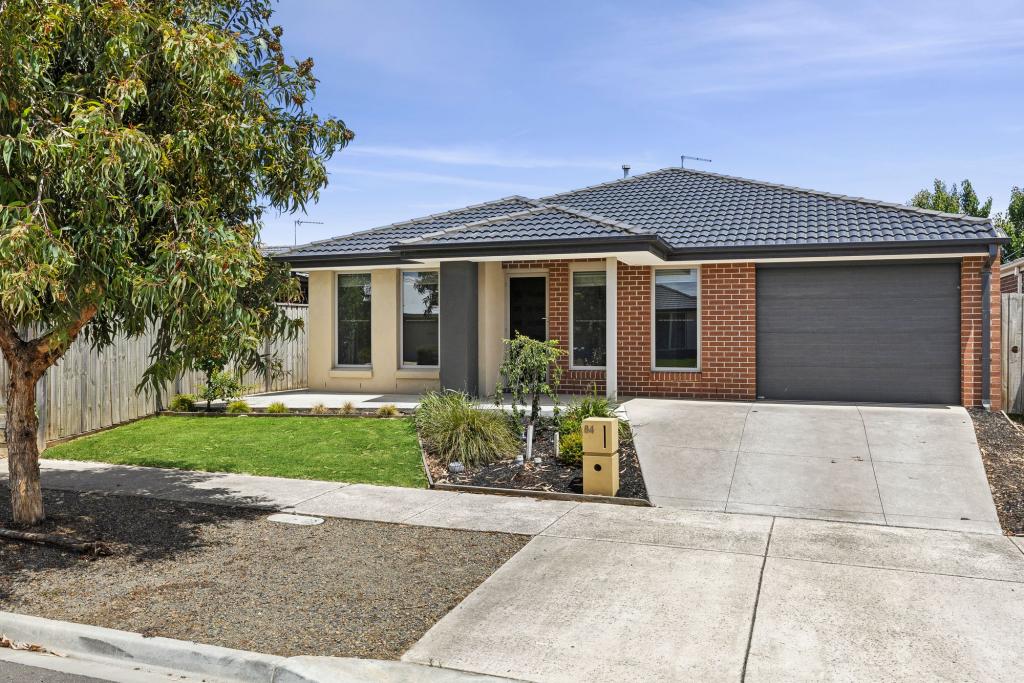 84 Bramley Ave, Charlemont, VIC 3217