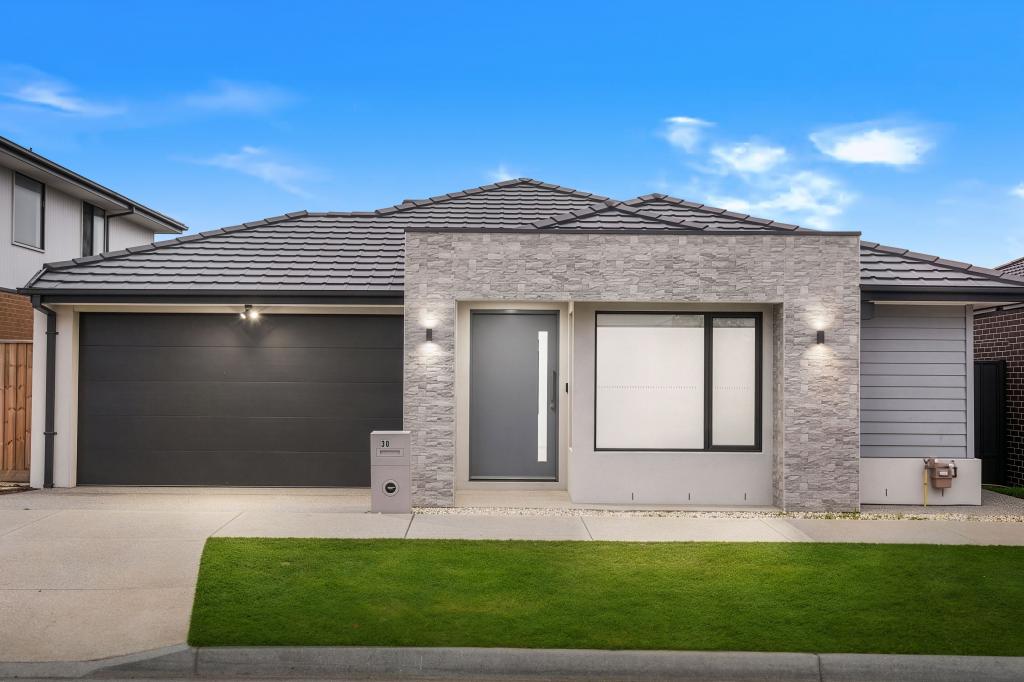 30 Proserpine Cres, Donnybrook, VIC 3064