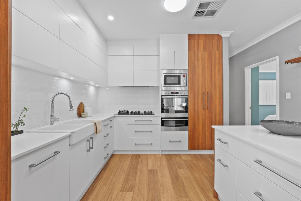8a Liverpool St, Shoalwater, WA 6169