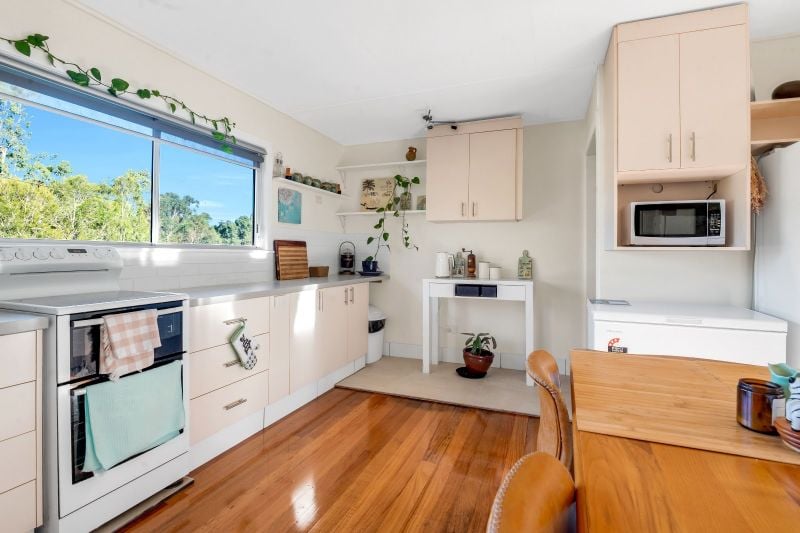 97 GLENGALLAN RD, WARWICK, QLD 4370