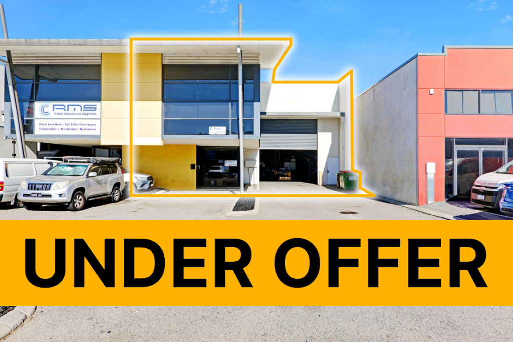 2/13 Mordaunt Cct, Canning Vale, WA 6155