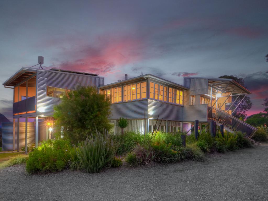 236 Mercer Springate Rd, East Nanango, QLD 4615