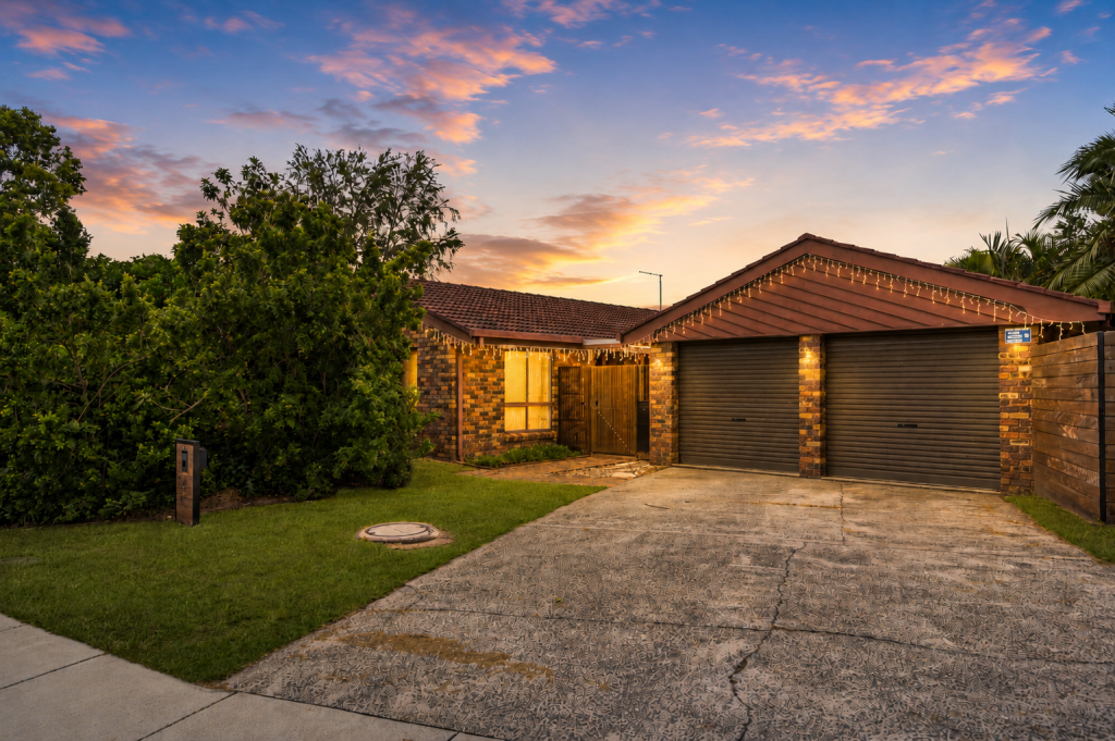 4 Montanus Dr, Bellbowrie, QLD 4070