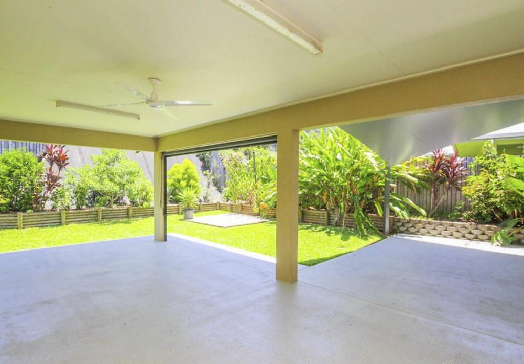 15 Capricorn St, Bentley Park, QLD 4869