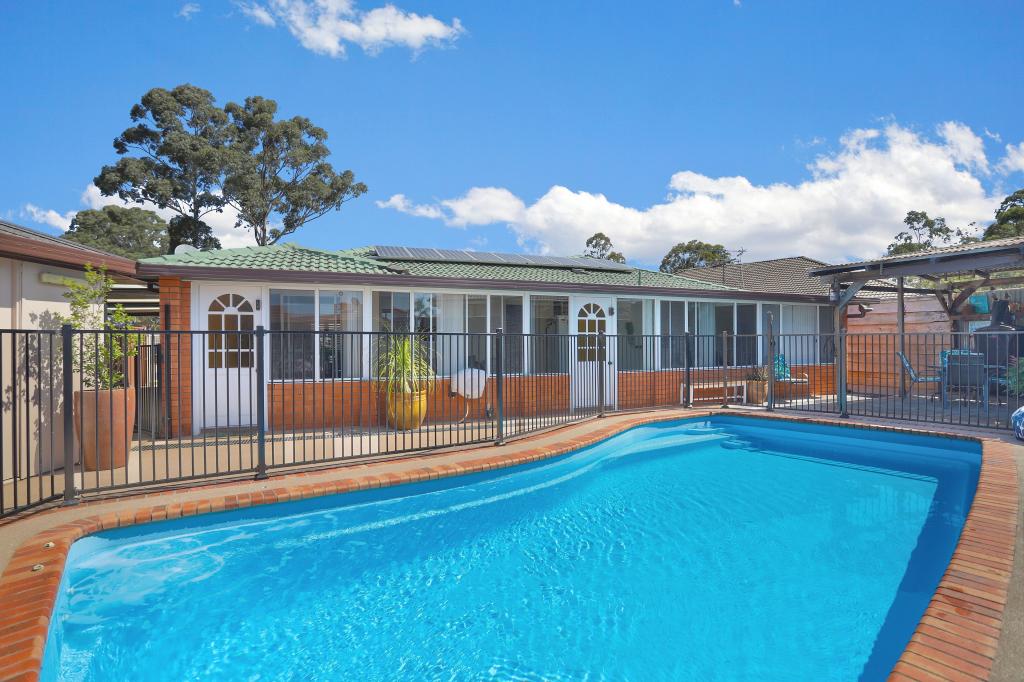 2 Bligh Ct, St Clair, NSW 2759