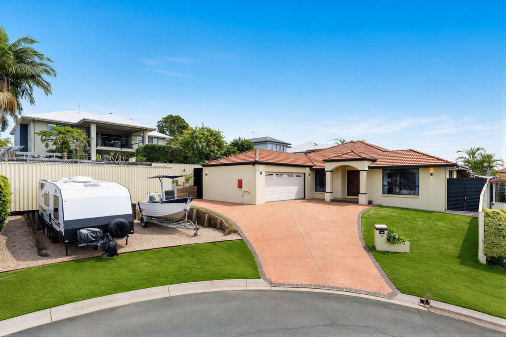 17 Highgreen Pl, Thornlands, QLD 4164