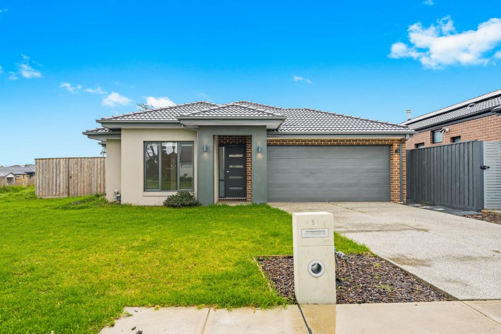 1 Guineas St, Cranbourne East, VIC 3977