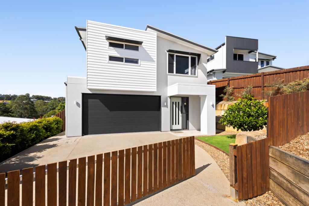 1/13 RED BERRY LANE, WOOMBYE, QLD 4559