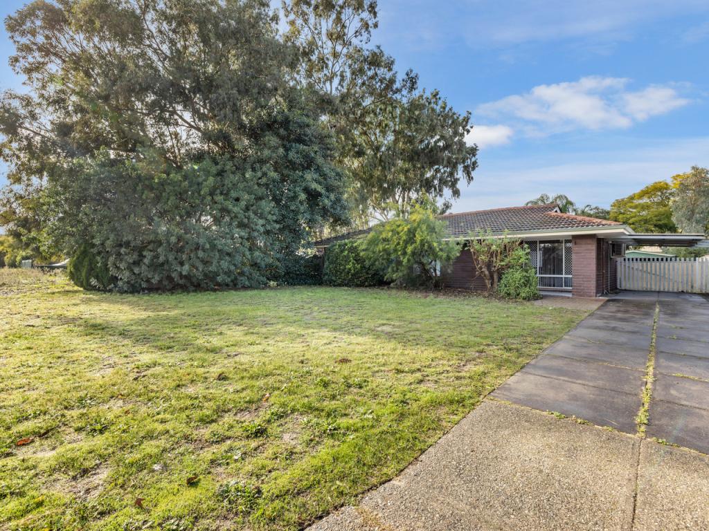 13 Chiddington St, Beckenham, WA 6107