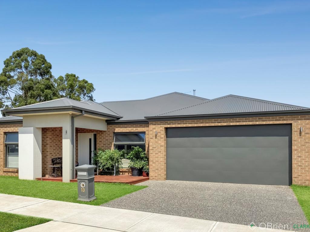 13 Pandanus Ct, Warragul, VIC 3820