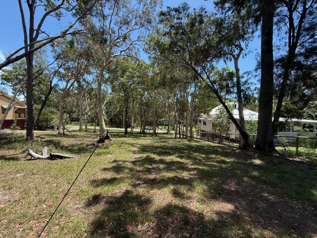 8 KARDINIA ST, MACLEAY ISLAND, QLD 4184