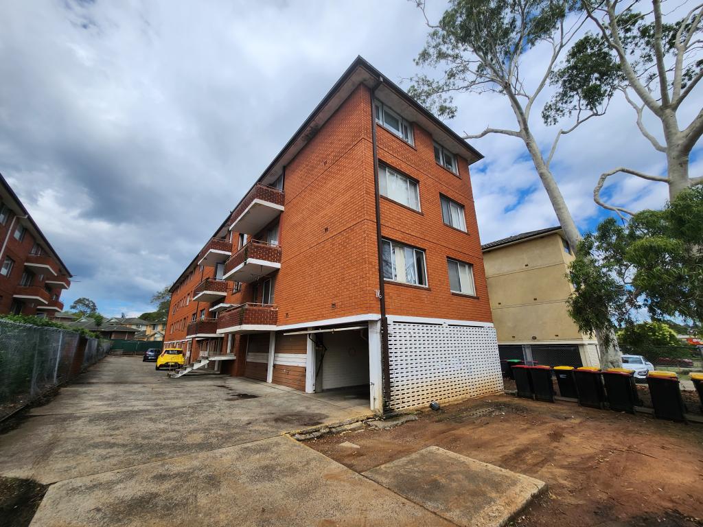 2/116 Elizabeth Dr, Liverpool, NSW 2170