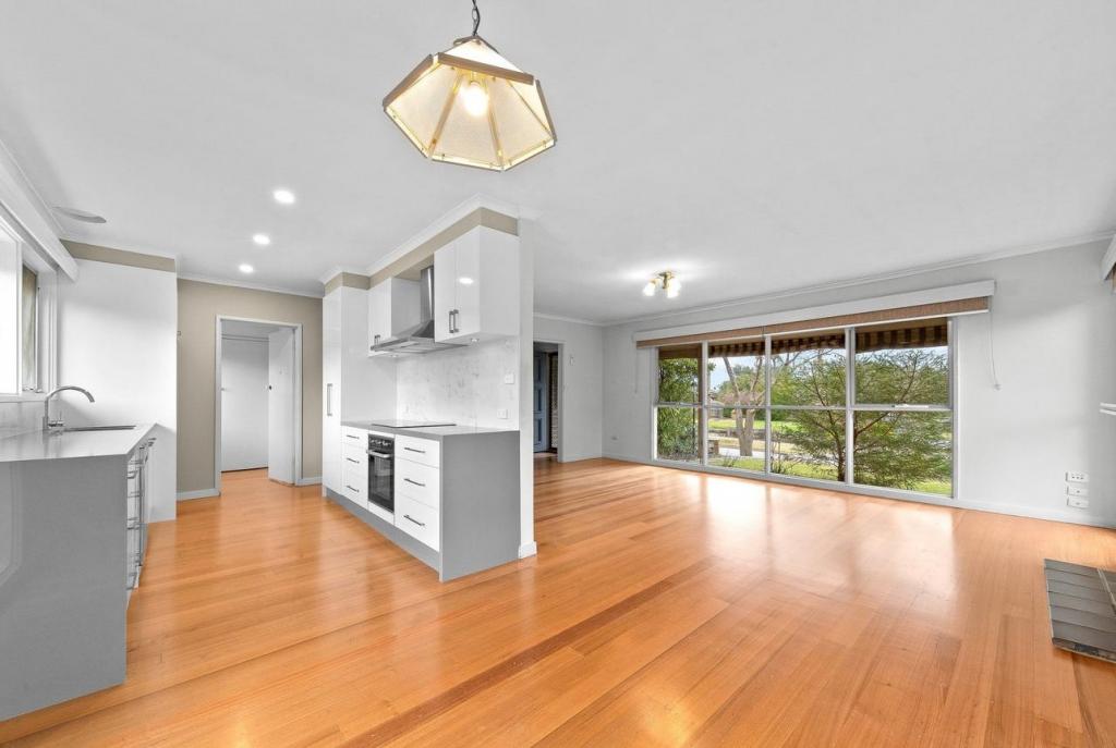 17 Blaxland Ave, Frankston South, VIC 3199