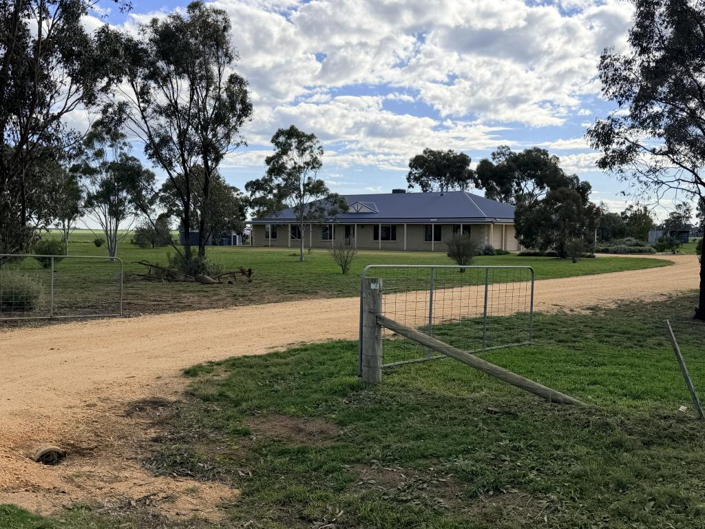 16 Sheep Hills Rd, Donald, VIC 3480