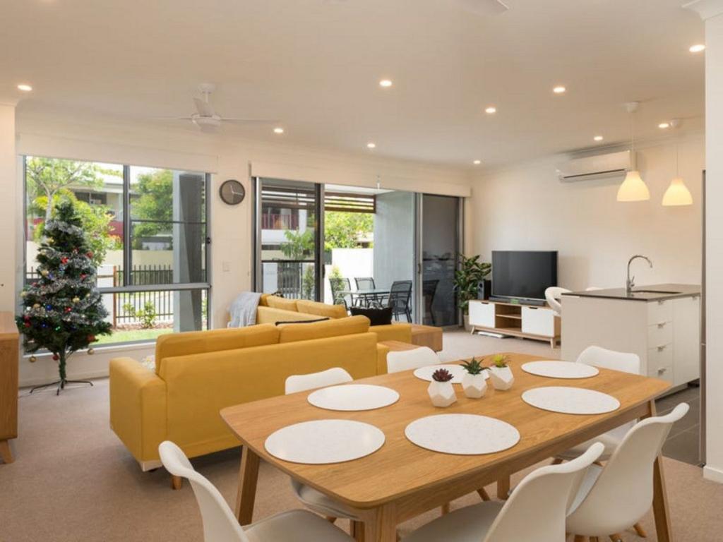 11/3031 The Boulevard, Carrara, QLD 4211