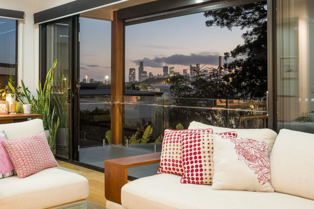 22 Wambool St, Bulimba, QLD 4171